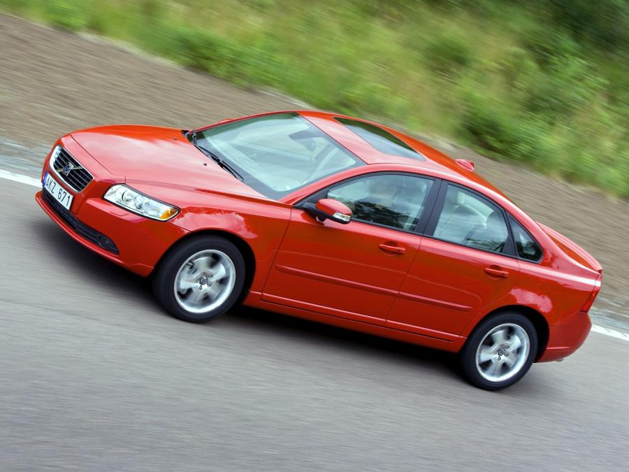  Volvo S40 T5 2007 года  (фото 15 из 41)